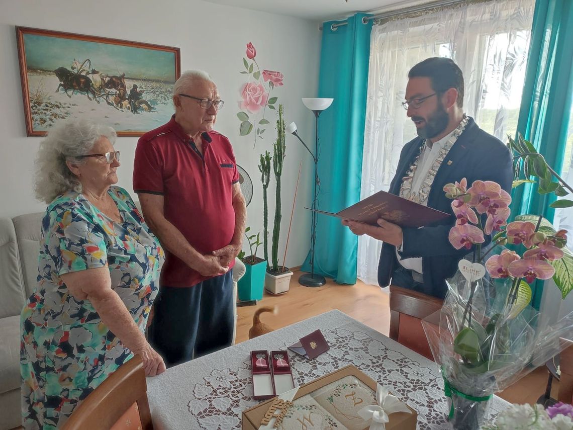 Złote Gody świętują Państwo Halina i Józef Tuszyńscy