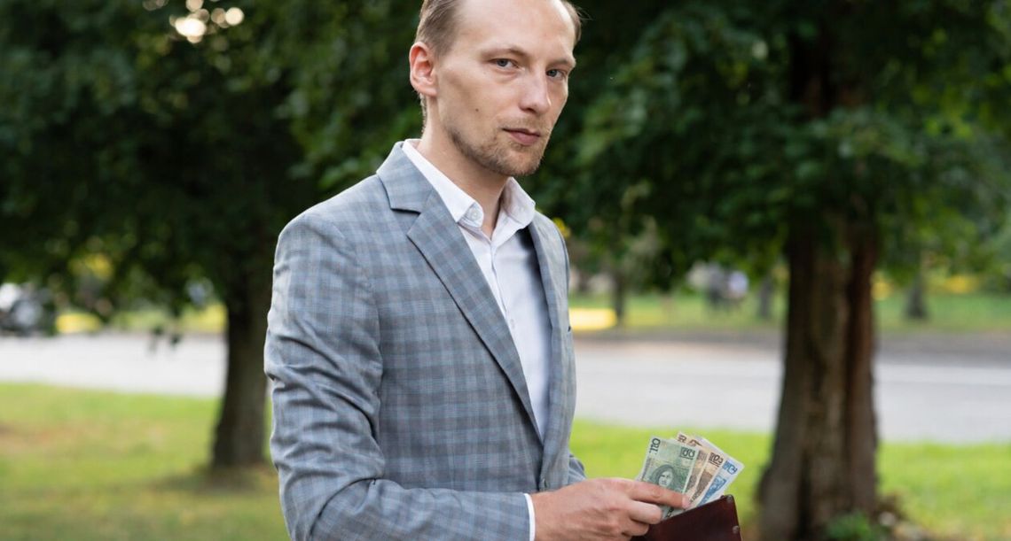 Budżet państwa na 2027 rok. Rekordowy deficyt i nowe stawki PIT w portfelach Polaków Budżet państwa na 2027 rok. Rekordowy deficyt i nowe stawki PIT w portfelach Polaków