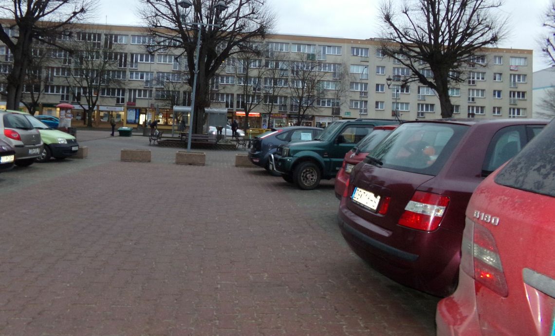 Parking czy plac sprzedaży samochodów?