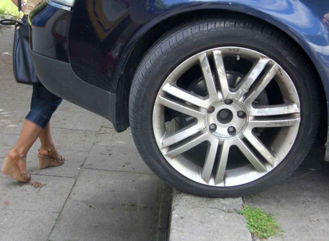 Parkowanie na tzw. wysokim poziomie Parkowanie na tzw. wysokim poziomie