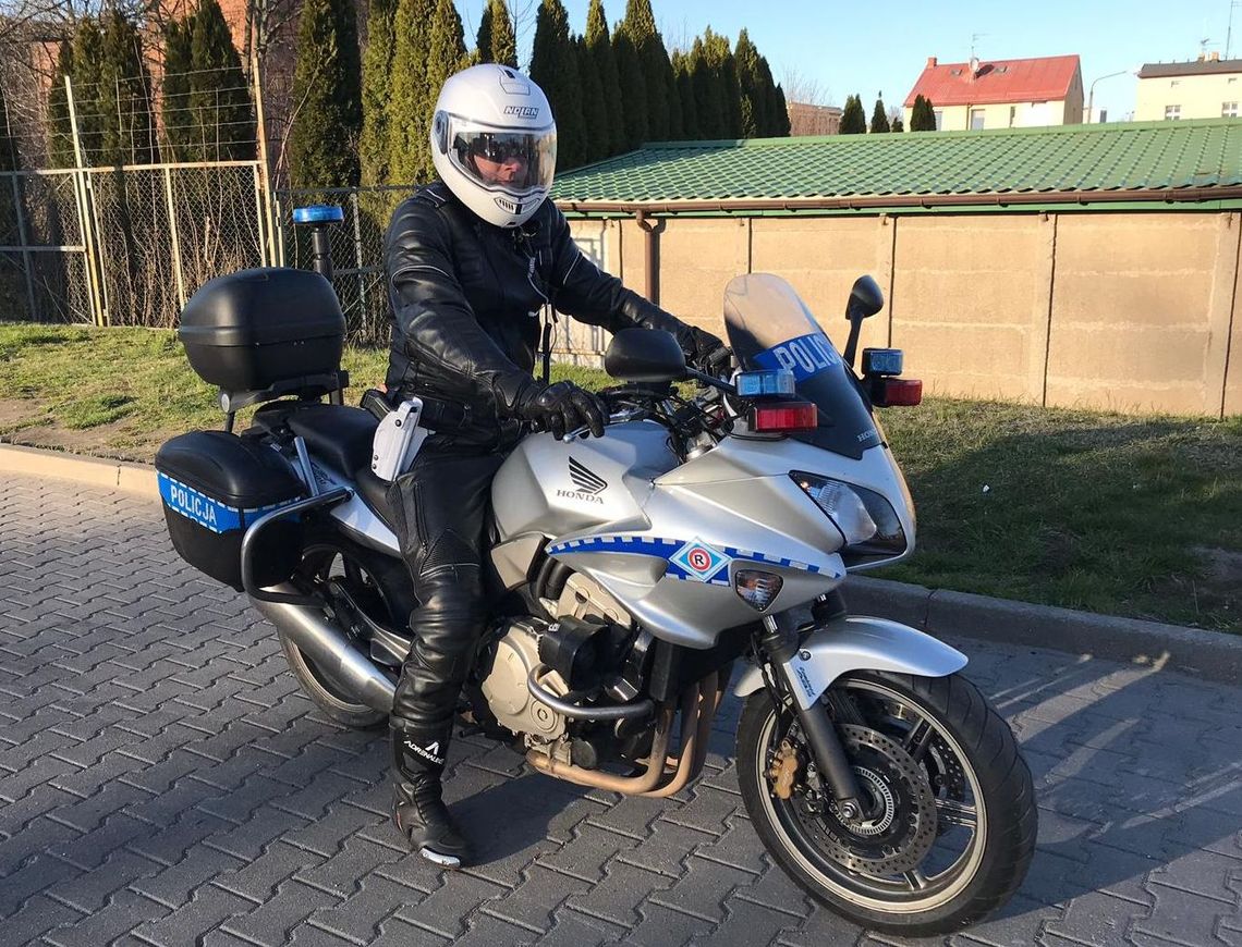 Patrz w lusterka! Policjanci na motocyklach wyruszyli łapać "czarne owce" Patrz w lusterka! Policjanci na motocyklach wyruszyli łapać "czarne owce"