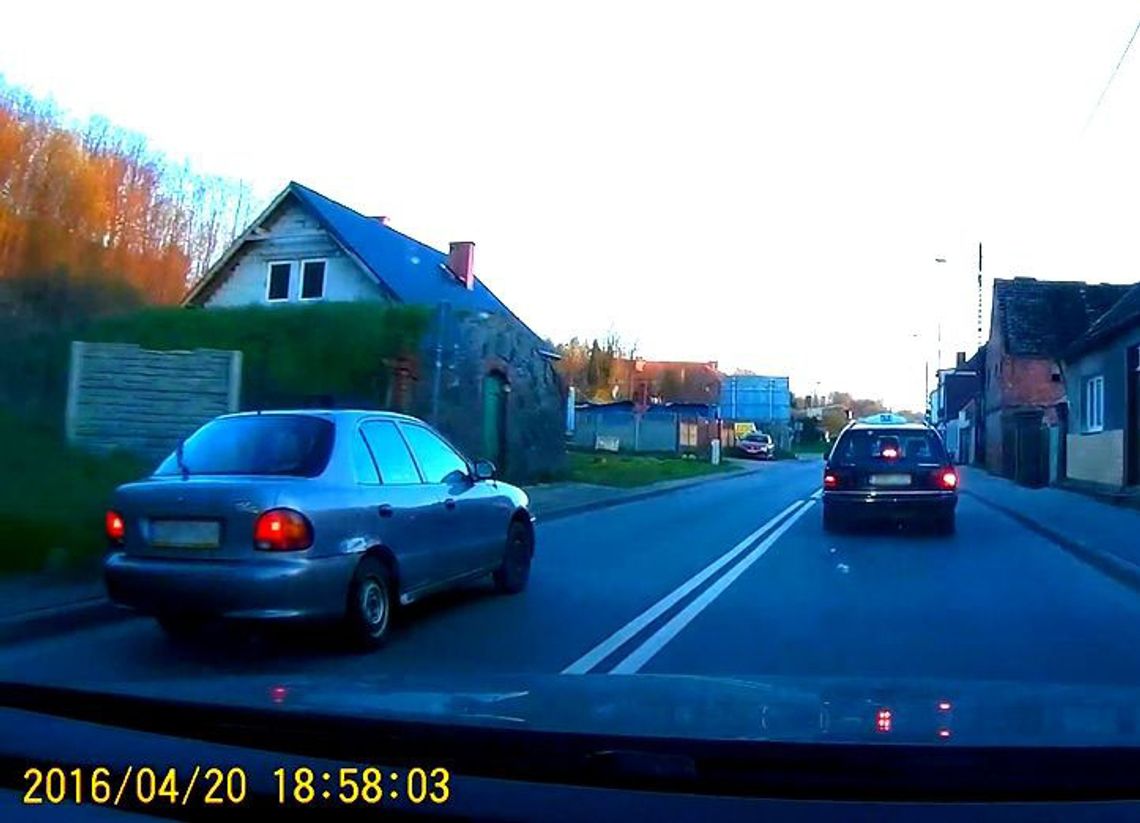 Pędził na złamanie karku Pędził na złamanie karku