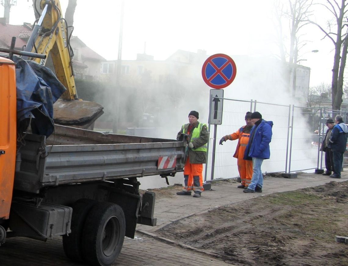 PGE wyjaśnia dlaczego przedłużyło się usuwanie nieszczelności sieci ciepłowniczej PGE wyjaśnia dlaczego przedłużyło się usuwanie nieszczelności sieci ciepłowniczej