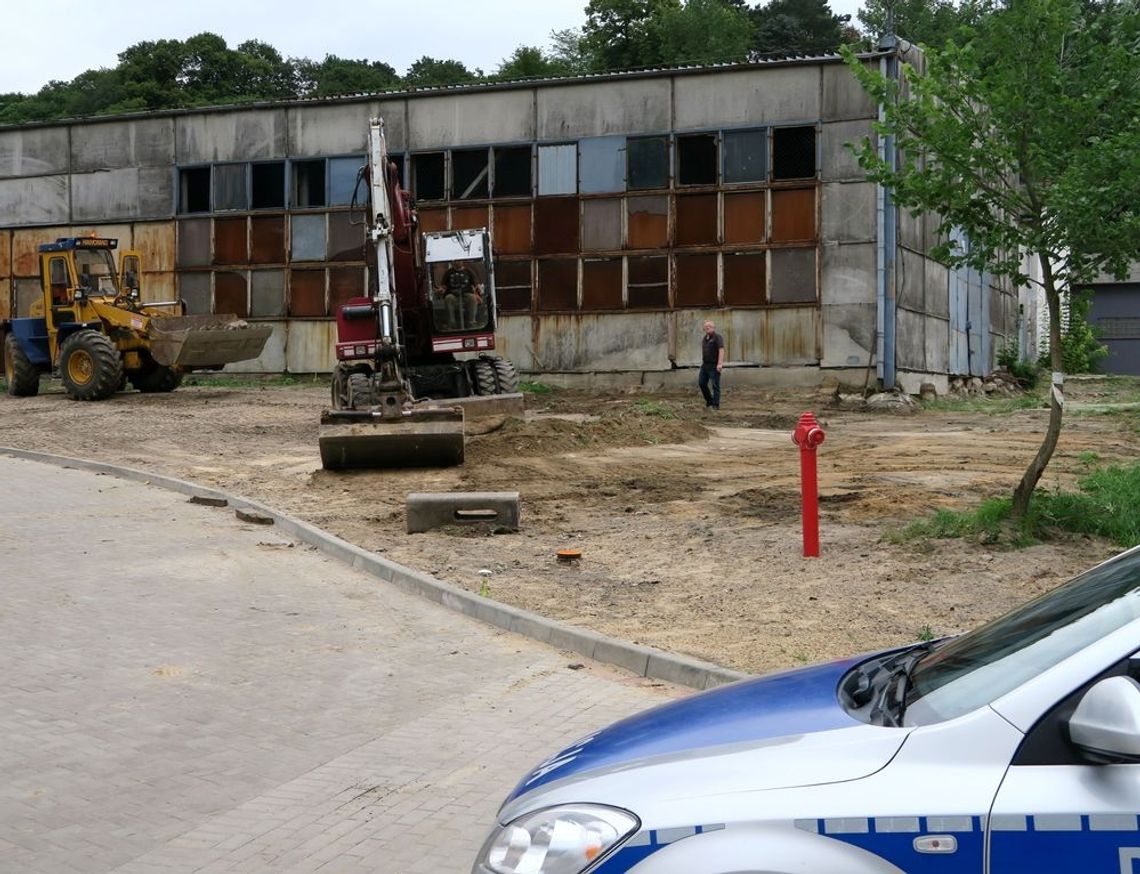 Piękny, nowoczesny budynek i… przaśne otoczenie Piękny, nowoczesny budynek i… przaśne otoczenie