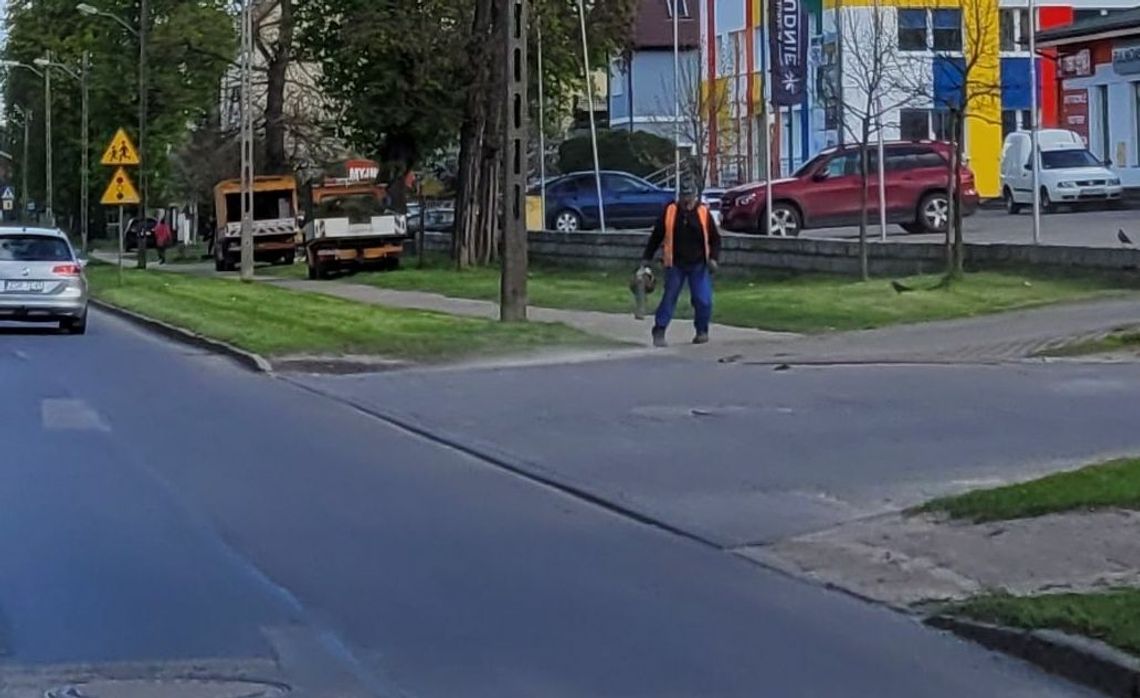 Pierwsze drogowe sianokosy. I ten... zapach Pierwsze drogowe sianokosy. I ten... zapach