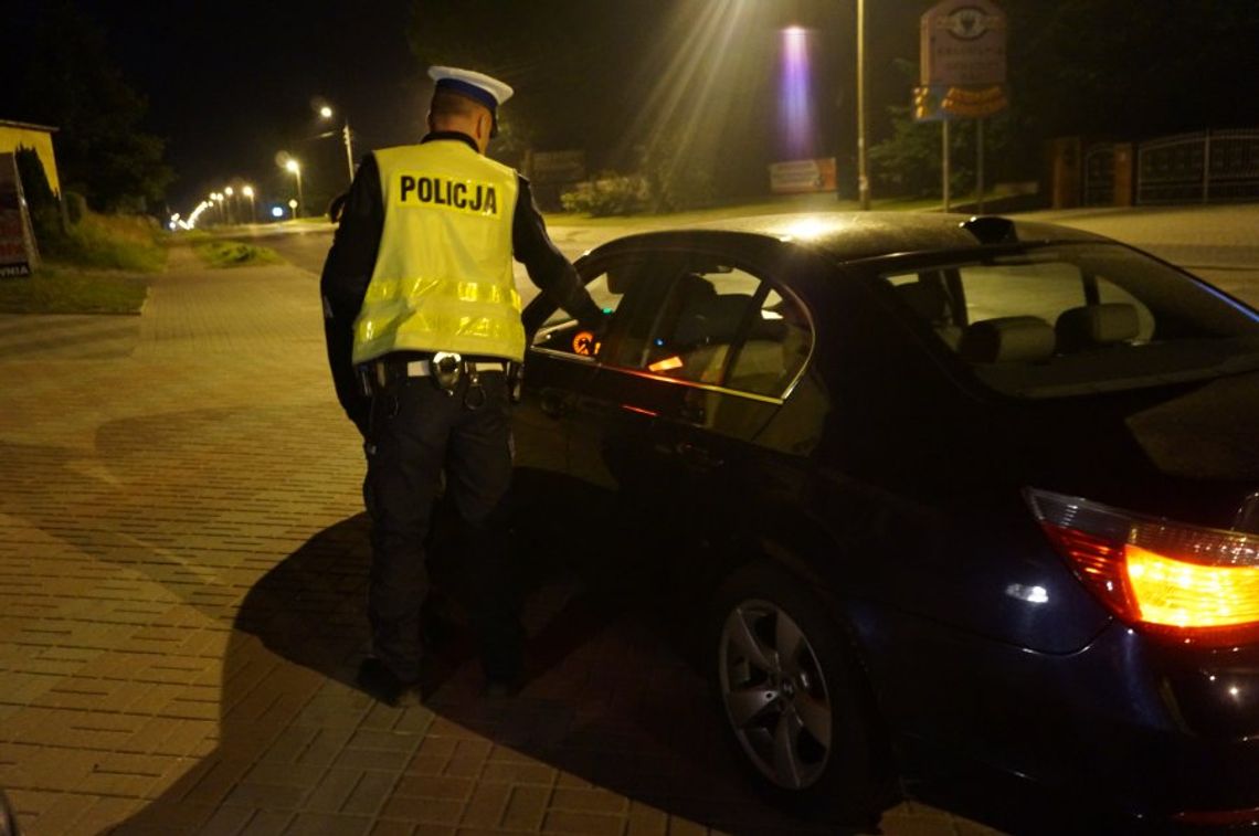 Pijany jeździł po Gryfinie. Miał prawie 2 promile! Pijany jeździł po Gryfinie. Miał prawie 2 promile!