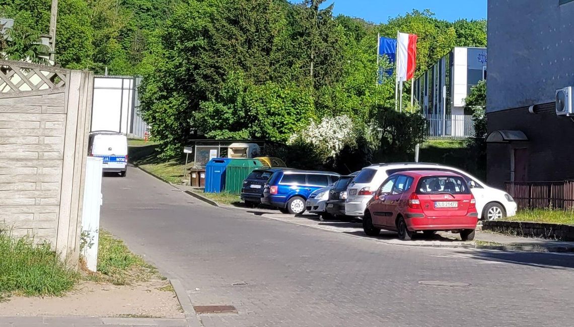 Pijany przyjechał do komendy w Gryfinie