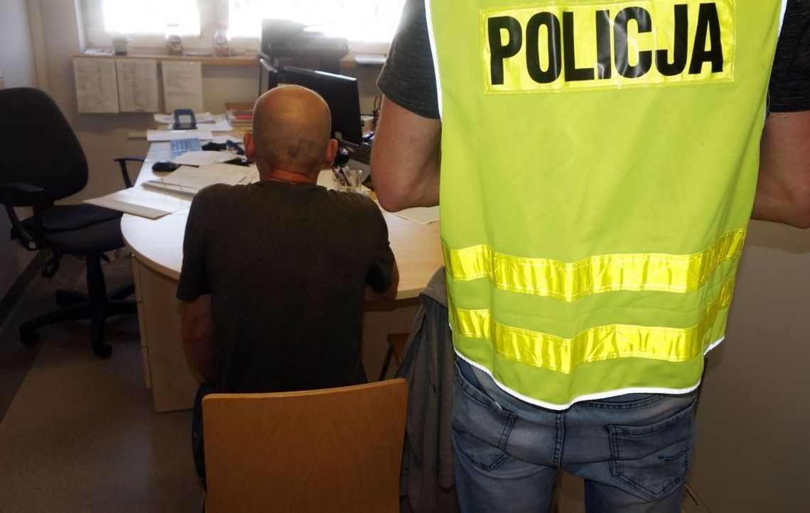 Pijany skasował auta marki Opel, a potem BMW