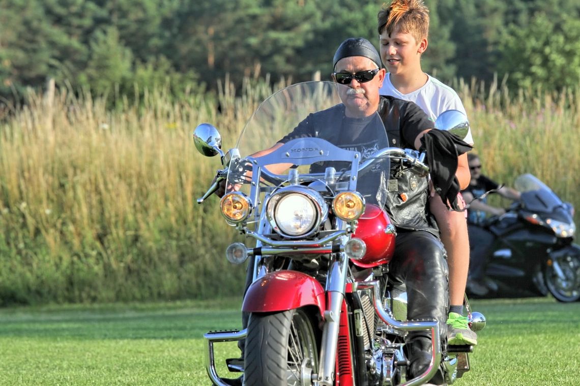 Piknik w Daleszewie w obiektywie Tadka Piknik w Daleszewie w obiektywie Tadka