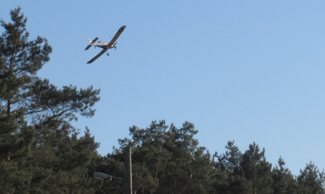 Płonie las pod Chojną. Wykorzystano samoloty gaśnicze Płonie las pod Chojną. Wykorzystano samoloty gaśnicze