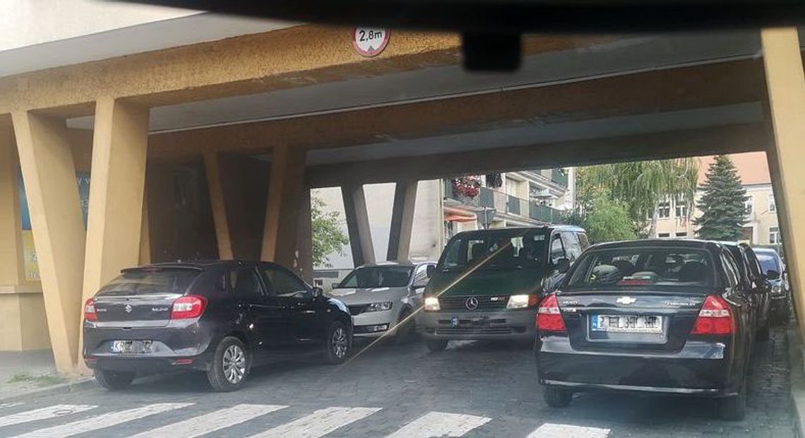 Po pracy nie ma gdzie zaparkować - list czytelnika Po pracy nie ma gdzie zaparkować - list czytelnika