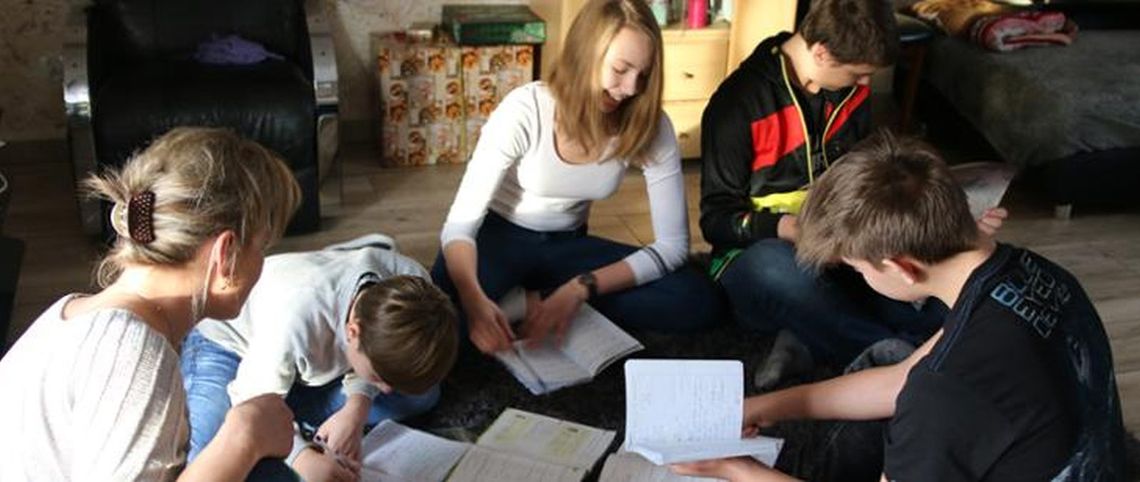 Wstrzymaj się z kupnem podręczników do szkoły. Można taniej, ale trzeba poszukać Wstrzymaj się z kupnem podręczników do szkoły. Można taniej, ale trzeba poszukać