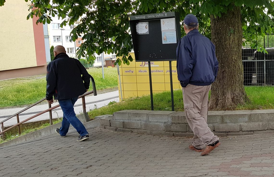 Podano termin pogrzebu m.in. 20-latka. Nowe klepsydry umieszczono na tablicach Podano termin pogrzebu m.in. 20-latka. Nowe klepsydry umieszczono na tablicach