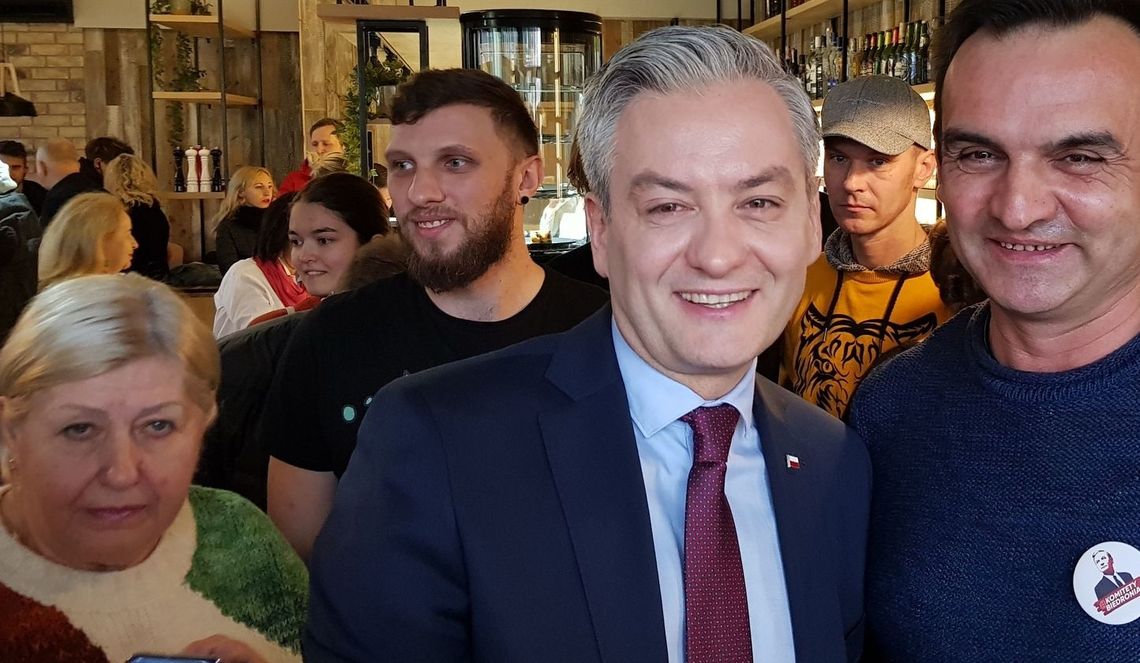 Podmycie się colą jest srodkiem antykoncepcyjnym? - pytanie do Biedronia [WIDEO]