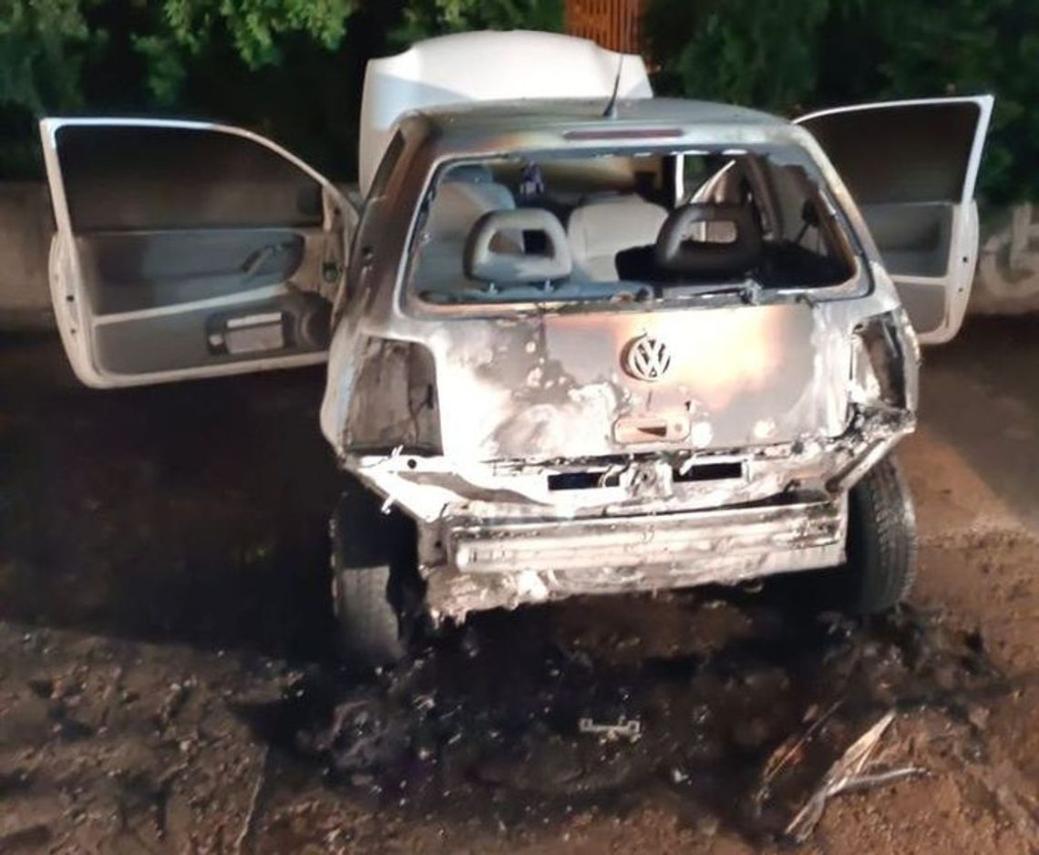 Podpalają i niszczą auta. Sieją strach