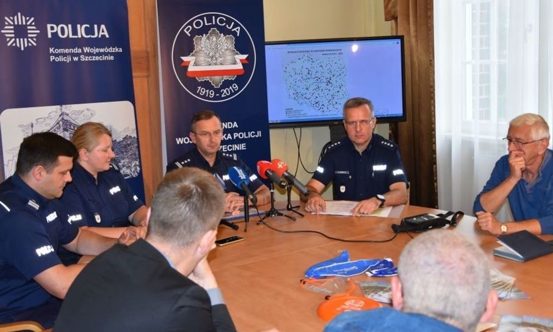 Podsumowanie pracy policjantów w sezonie wakacyjnym - briefing prasowy Podsumowanie pracy policjantów w sezonie wakacyjnym - briefing prasowy