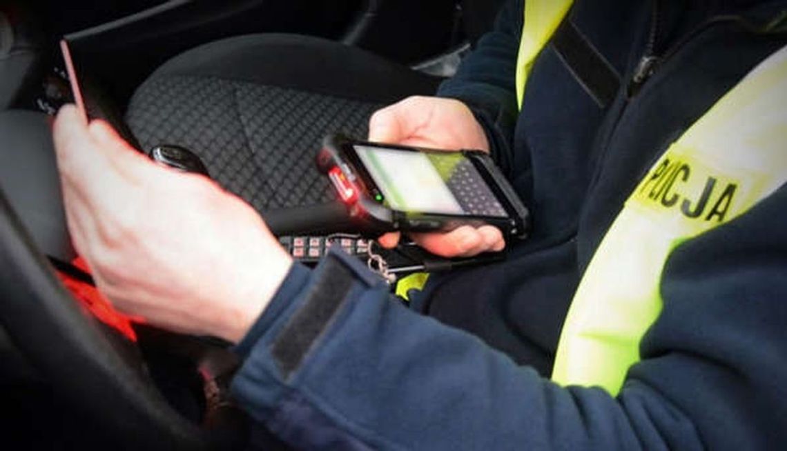 Podwójną wpadkę zaliczył na ul. Chrobrego Podwójną wpadkę zaliczył na ul. Chrobrego