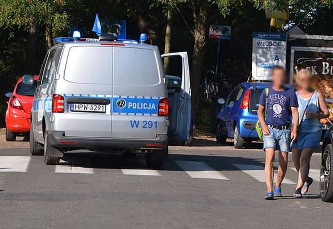 Pojechali pociągiem nad morze i zgubili dzieci - 3-latkę i jej starszą siostrę Pojechali pociągiem nad morze i zgubili dzieci - 3-latkę i jej starszą siostrę