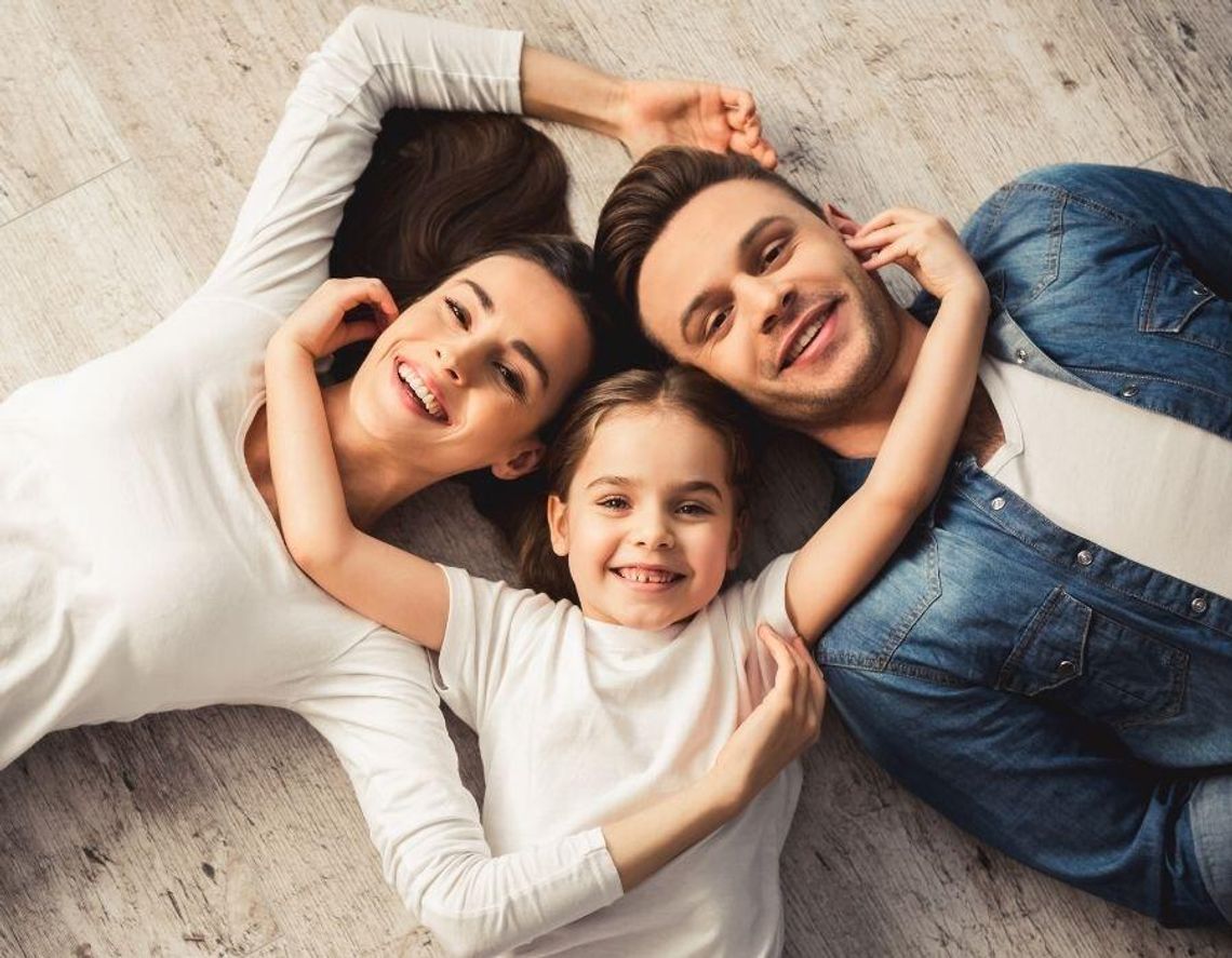 Tradycyjny model rodziny coraz mniej popularny dla Polaków. Deklaracje to jedno, rzeczywistość drugie Tradycyjny model rodziny coraz mniej popularny dla Polaków. Deklaracje to jedno, rzeczywistość drugie