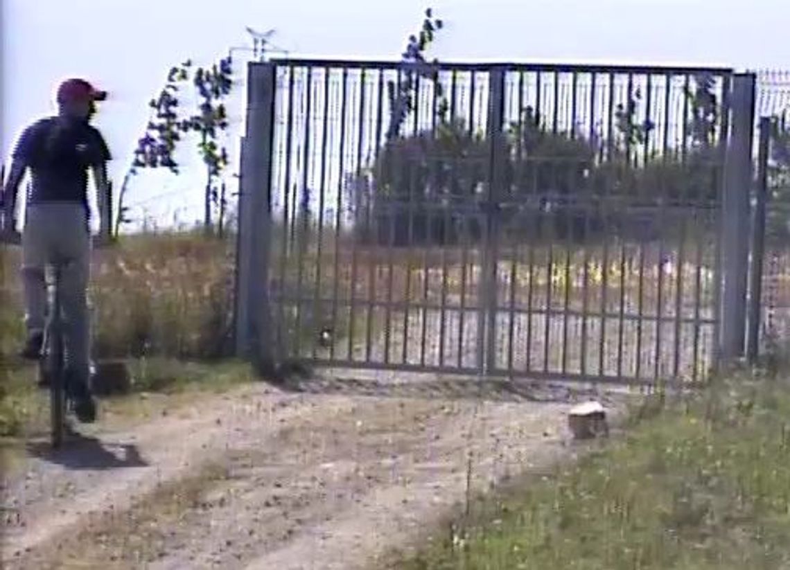 Policja poszukuje sprawcy kradzieży Policja poszukuje sprawcy kradzieży