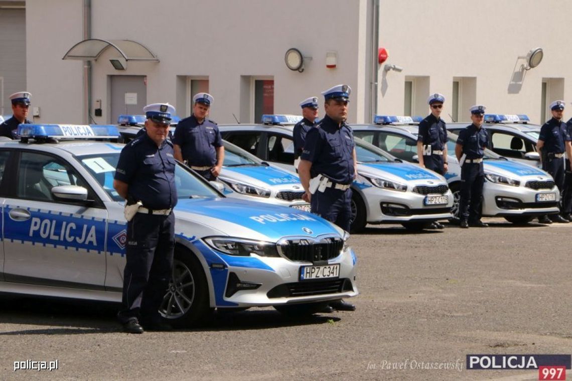 Policjanci podsumowują akcję Policjanci podsumowują akcję