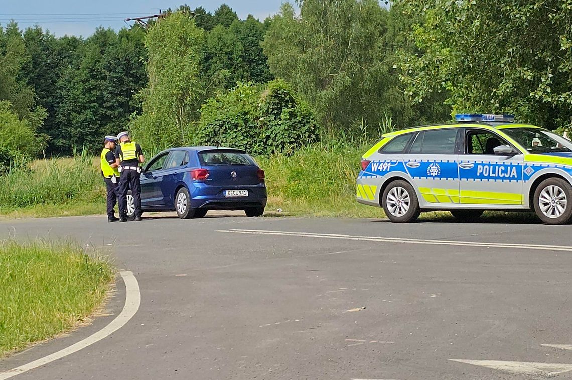Polowanie gryfińskiej policji na DW 124. Specyficzna procedura mandatowa dla obcokrajowców Polowanie gryfińskiej policji na DW 124. Specyficzna procedura mandatowa dla obcokrajowców