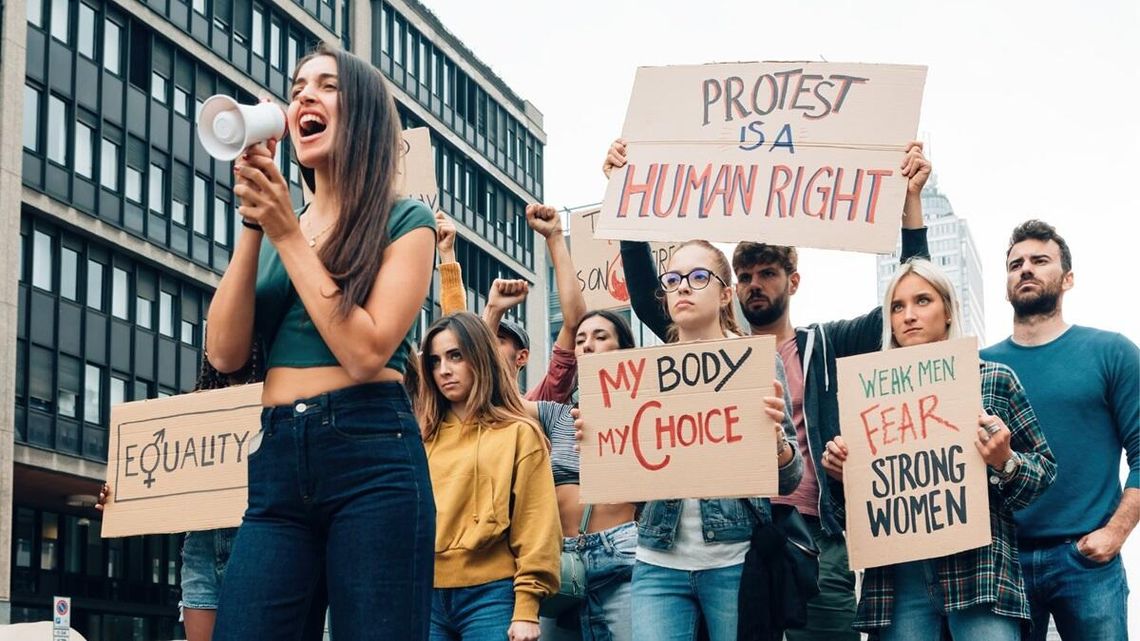 Mamy jedno z bardziej restrykcyjnych praw aborcyjnych w Europie. Co na to rząd? Mamy jedno z bardziej restrykcyjnych praw aborcyjnych w Europie. Co na to rząd?