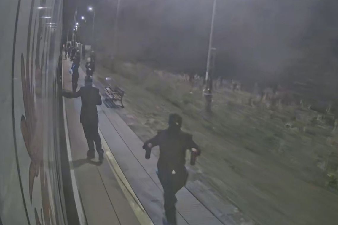 Pomalowali pociąg pod Szczecinem i metro w Berlinie. Zdradziła ich kamera GoPro oraz fotopułapka Pomalowali pociąg pod Szczecinem i metro w Berlinie. Zdradziła ich kamera GoPro oraz fotopułapka