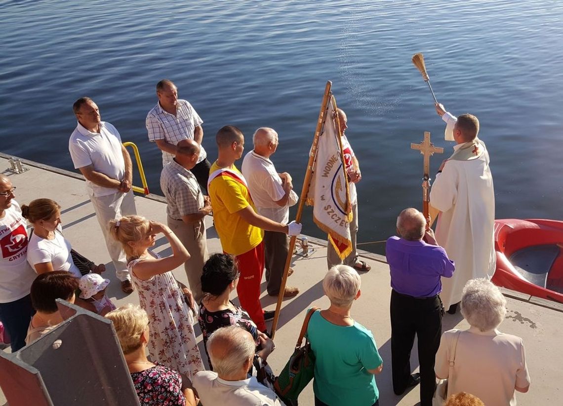 Poświęcono wodę w Odrze Poświęcono wodę w Odrze