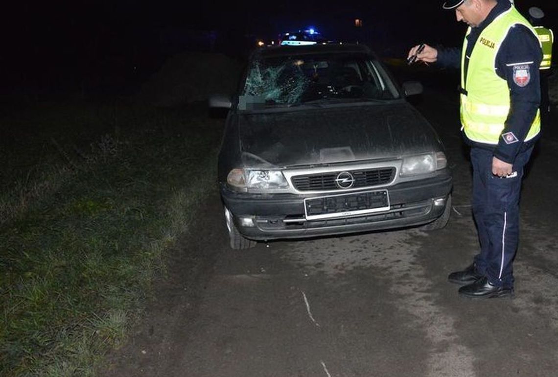 Poszkodowany odwieziony został do szpitala. Była słaba widoczność