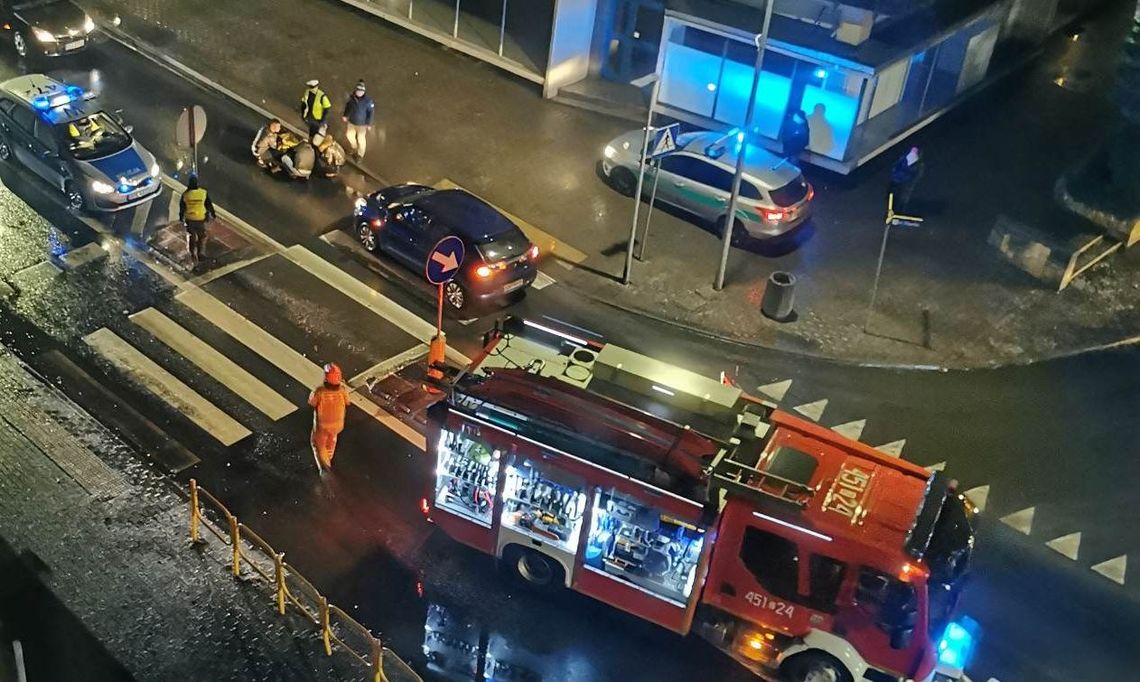 Potrącił pieszą na pasach w centrum Gryfina [FOTO]