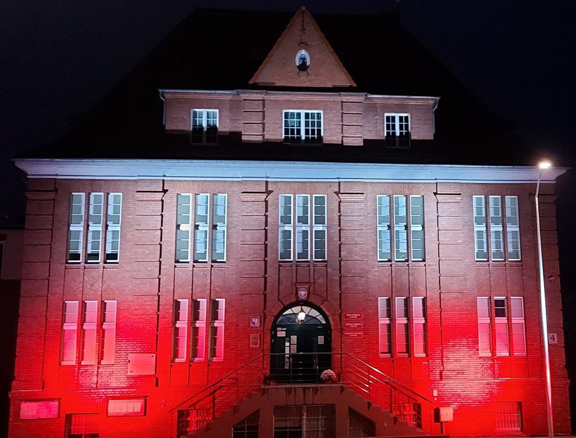 Powiat gryfiński świeci na biało-czerwono Powiat gryfiński świeci na biało-czerwono