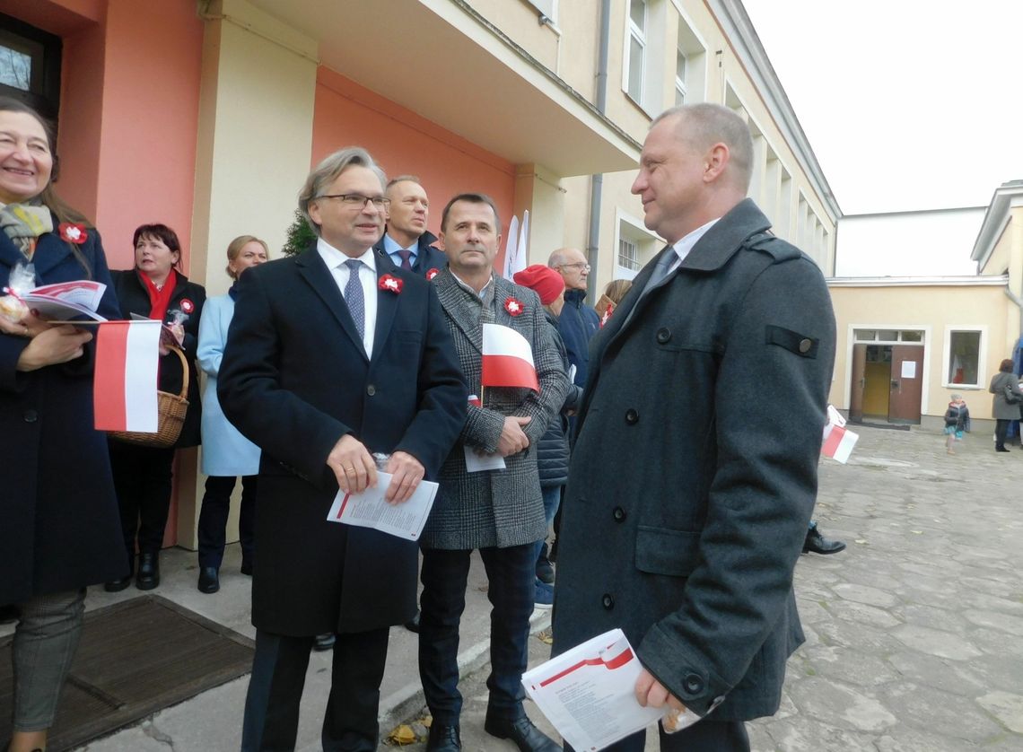 Powiatowy piknik niepodległościowy okazał się świetnym pomysłem Powiatowy piknik niepodległościowy okazał się świetnym pomysłem