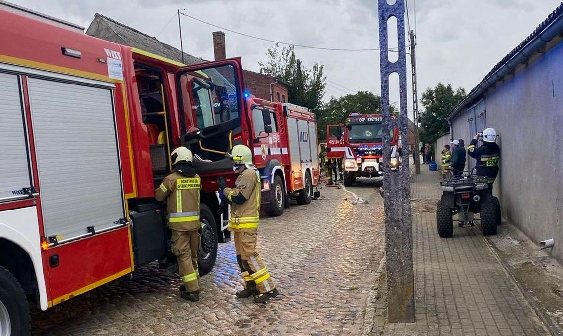 Pożar budynku jednorodzinnego. Jedna osoba poszkodowana