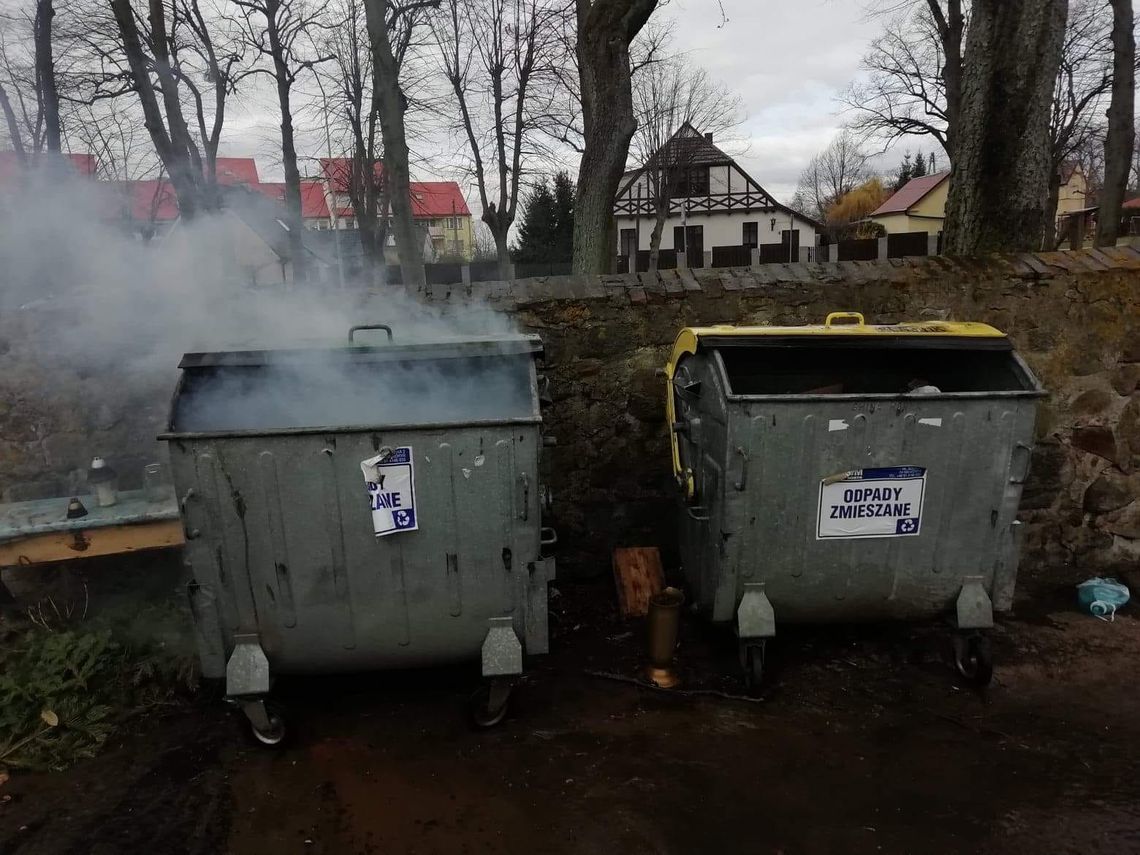 Pożar kontenera na odpady
