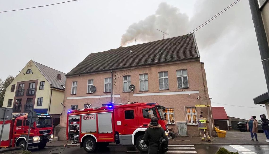 Pożar w budynku Ośrodka Pomocy Społecznej [ZDJĘCIA]