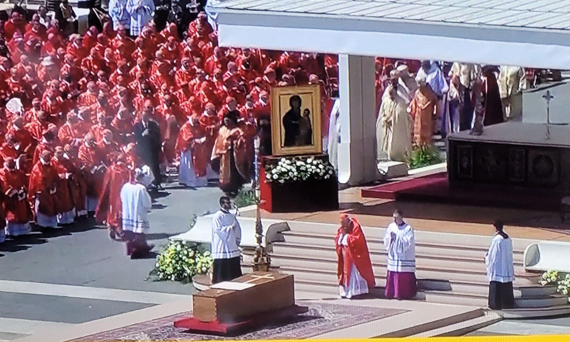 Pożegnanie papieża Franciszka. Uroczystości pogrzebowe