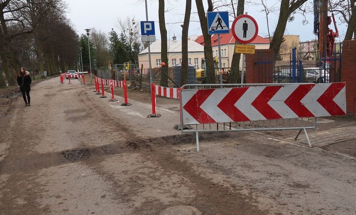 Praca wre, aż ulice przyblokowane Praca wre, aż ulice przyblokowane