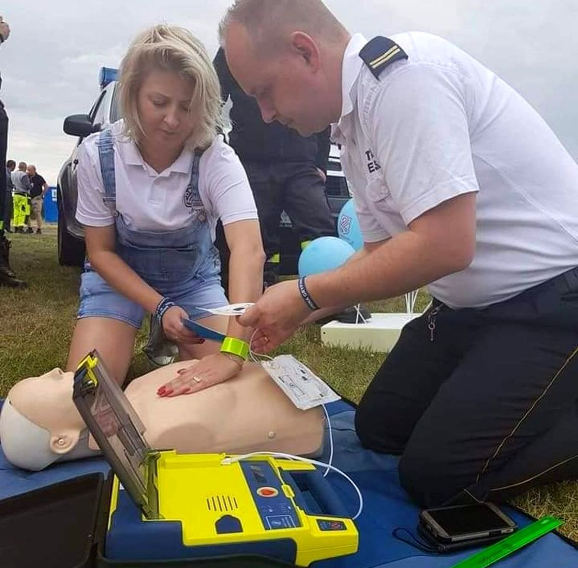 Pracowników i członków organizacji będą uczyli udzielania pierwszej pomocy Pracowników i członków organizacji będą uczyli udzielania pierwszej pomocy
