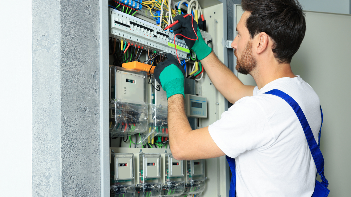 Po nowym roku prąd po nowemu. Ceny wracają do normy i niepewności