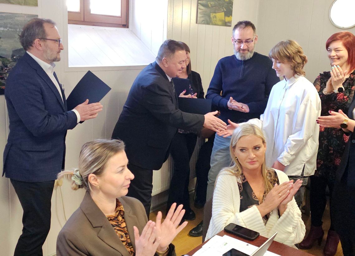 Prestiżowe wyróżnienia dla najzdolniejszych. Nagrodzono uczniów za wybitne wyniki i talenty Prestiżowe wyróżnienia dla najzdolniejszych. Nagrodzono uczniów za wybitne wyniki i talenty