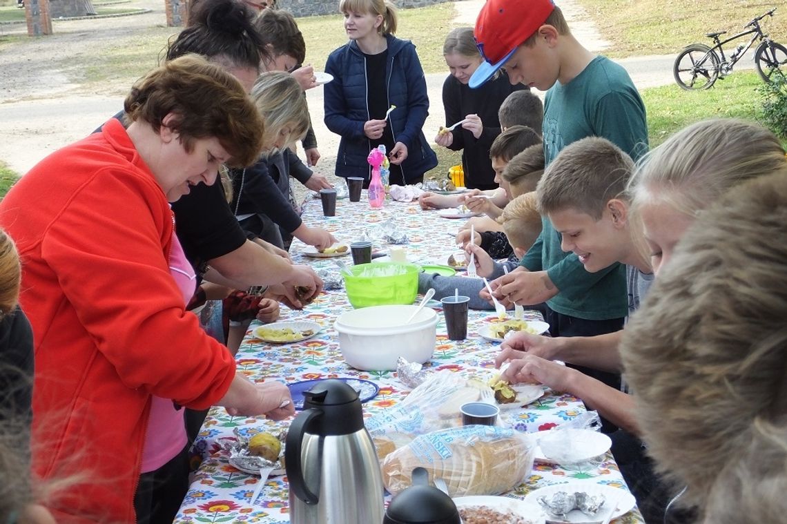 Prezentacja sprzętu z Mikrodotacji podczas Dnia Ziemniaka Prezentacja sprzętu z Mikrodotacji podczas Dnia Ziemniaka