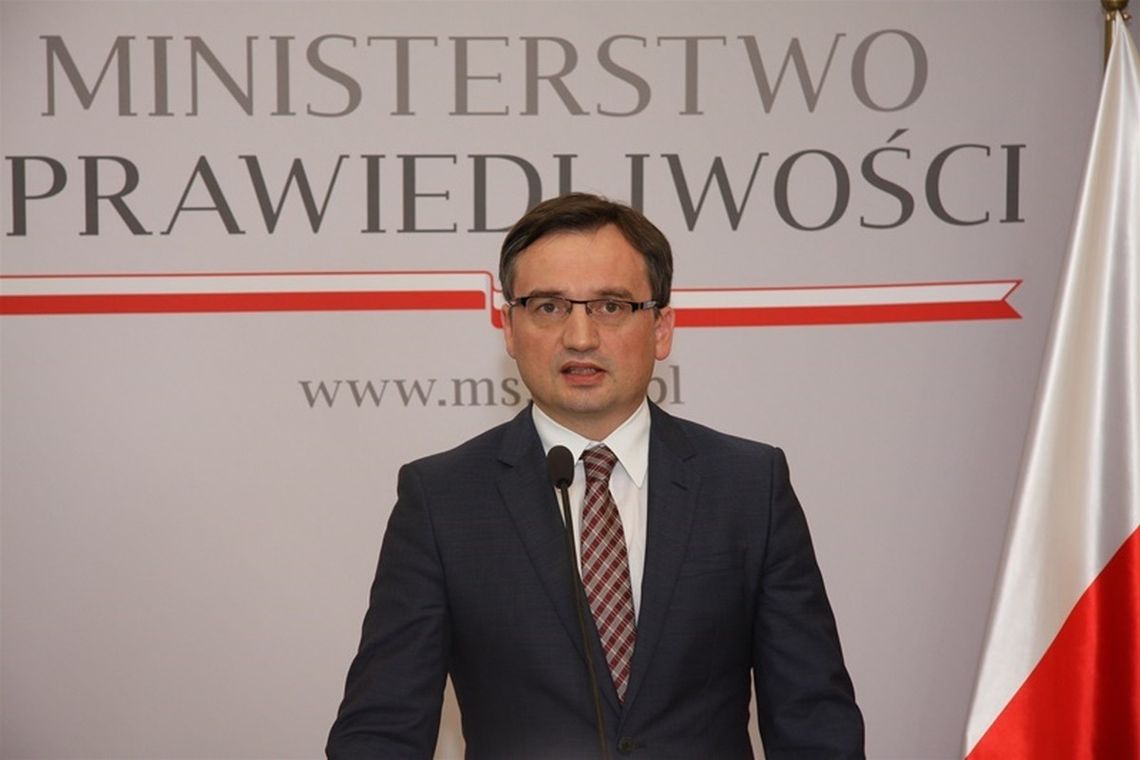 "Prokurator nie umie napisać kasacji". Sąd dosadnie o Ziobrze "Prokurator nie umie napisać kasacji". Sąd dosadnie o Ziobrze