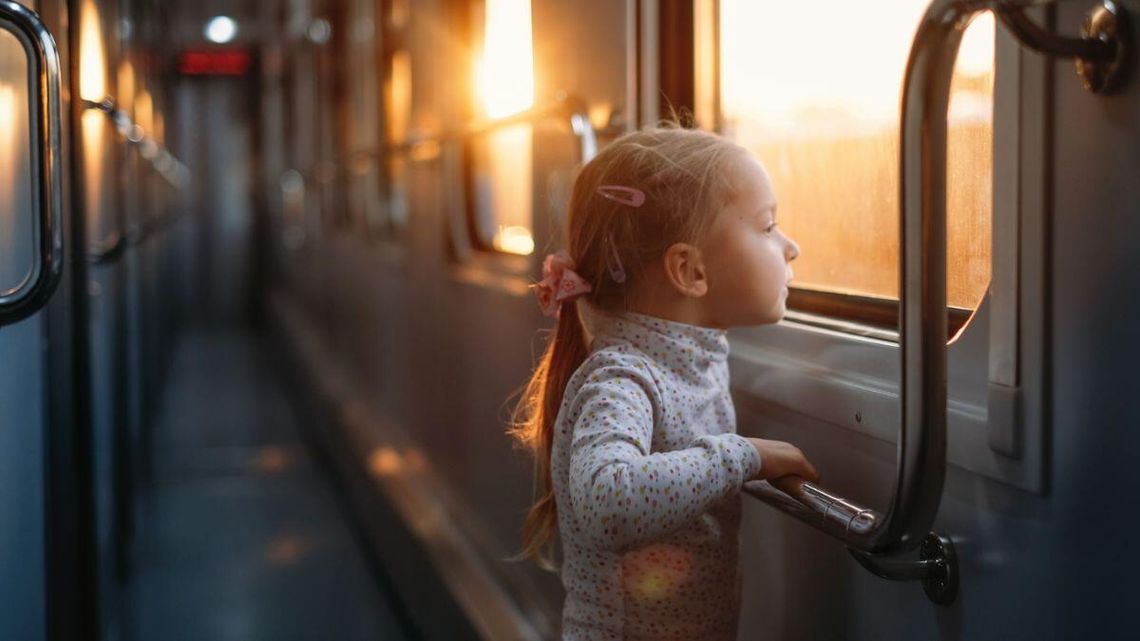 W pociągu i autobusie nie trzeba będzie pokazywać legitymacji szkolnej przy sprawdzaniu biletów