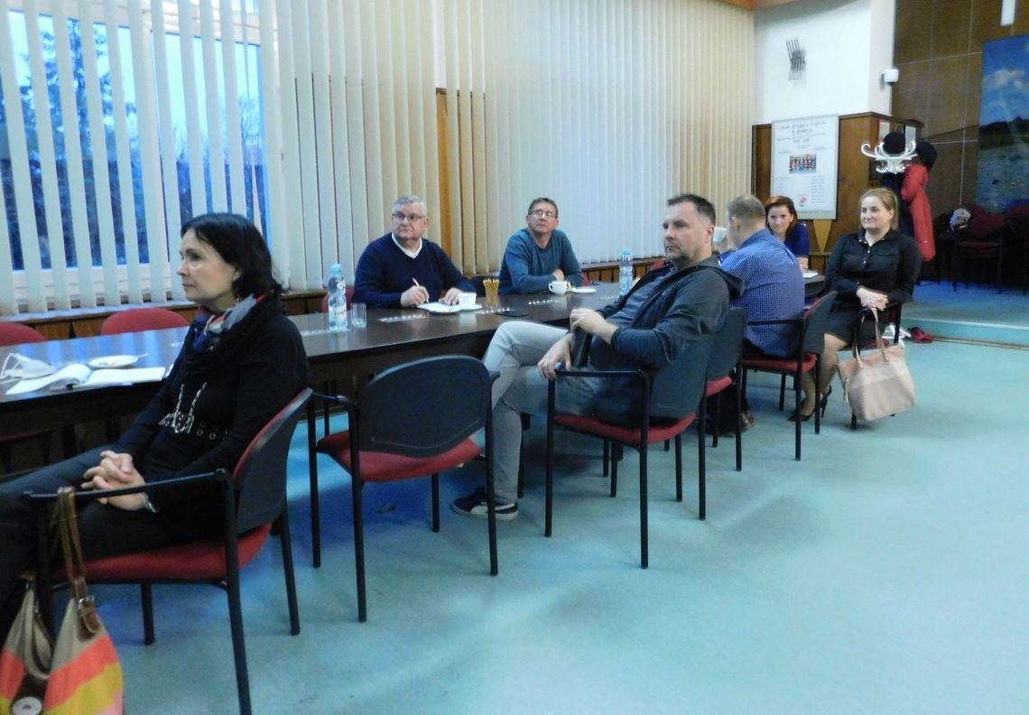 Przedstawiciele organizacji rozmawiali w Gryfinie o potrzebach osób z niepełnosprawnościami Przedstawiciele organizacji rozmawiali w Gryfinie o potrzebach osób z niepełnosprawnościami