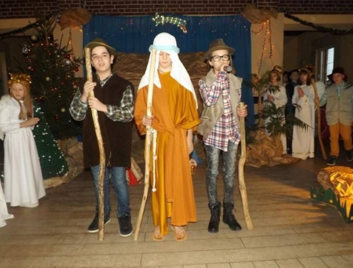Przedstawienie jasełkowe z wieloletnią tradycją Przedstawienie jasełkowe z wieloletnią tradycją