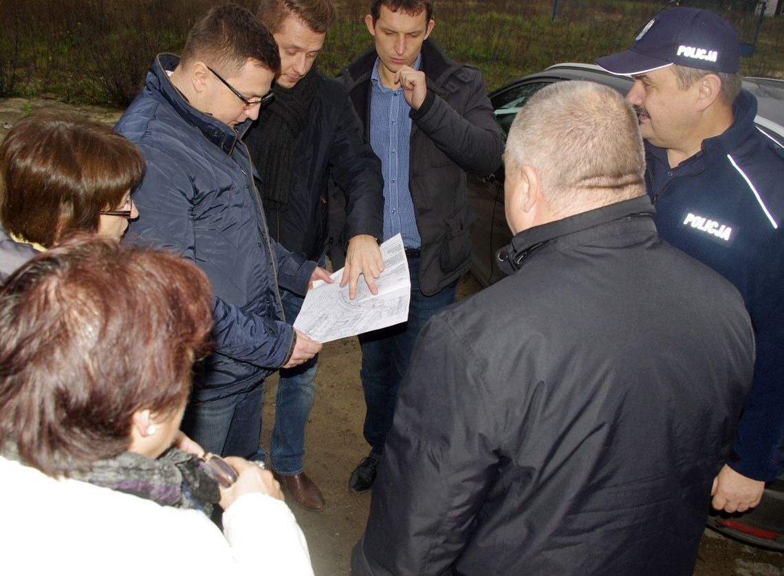 Przekazali plac pod budowę nowej komendy policji Przekazali plac pod budowę nowej komendy policji