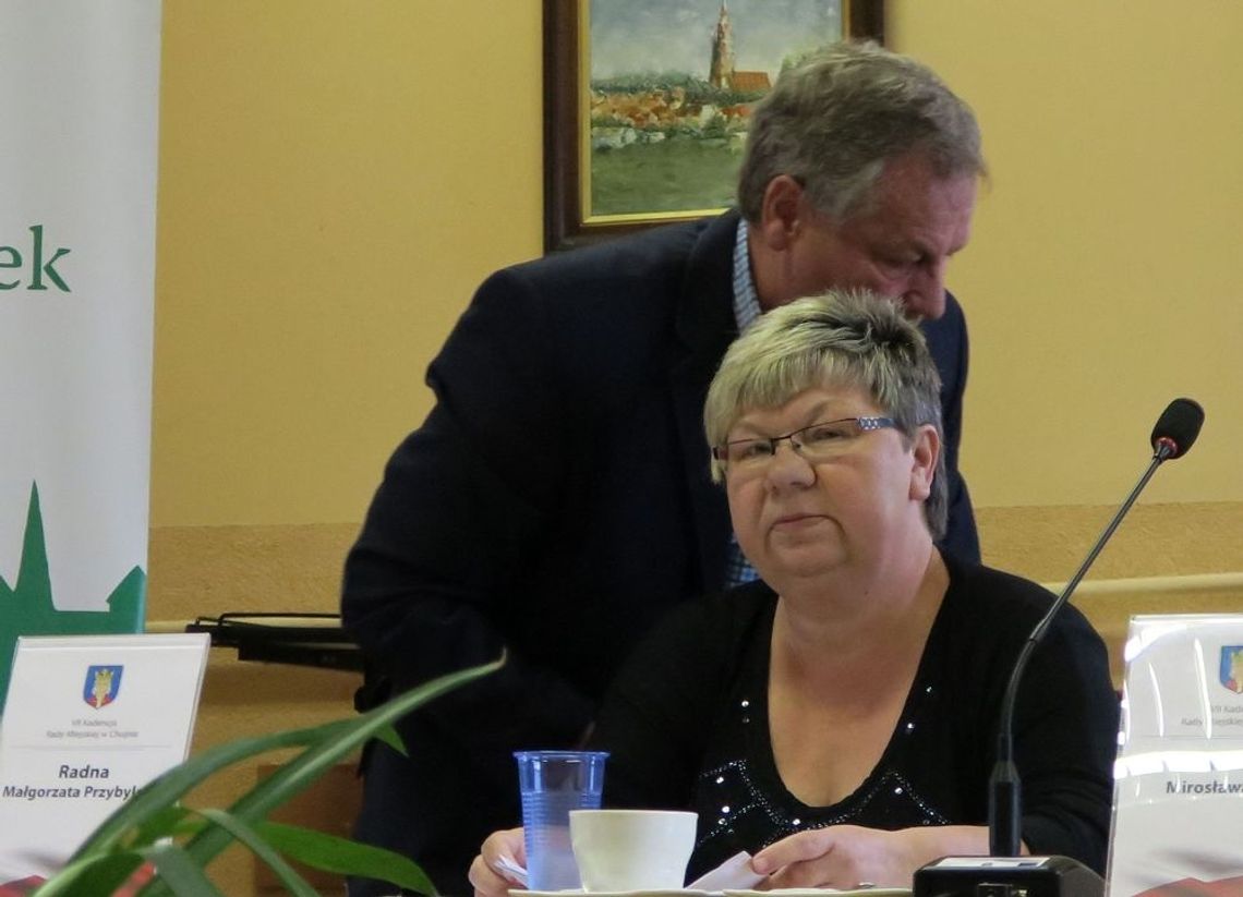 Przewodnicząca skarży się na dyrektora za brak informacji o mieszkaniu burmistrza Przewodnicząca skarży się na dyrektora za brak informacji o mieszkaniu burmistrza