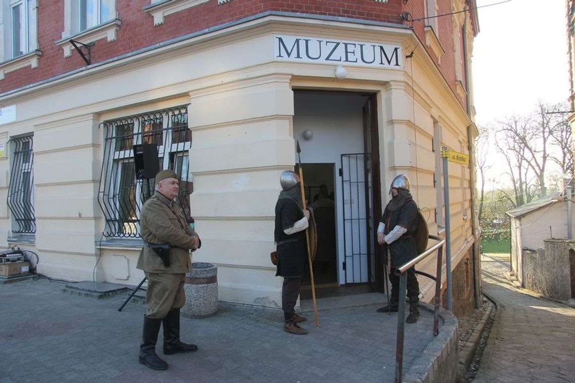 Przygotowali nowe ekspozycje w muzeum Przygotowali nowe ekspozycje w muzeum