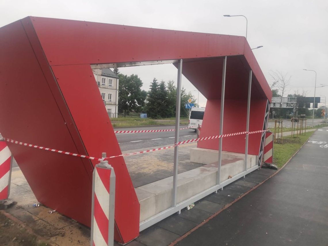 Zamontowali przystanek autobusowy w cenie mieszkania. Podoba się?